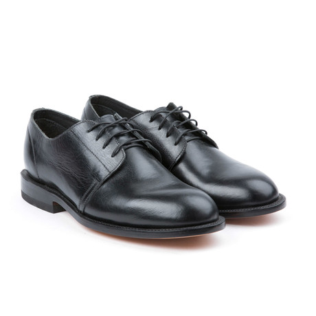 Lace-Up Derby // Black (US: 7)