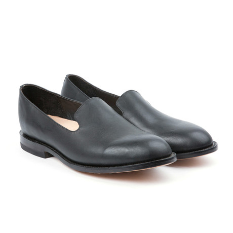 Loafer // Black (US: 7)