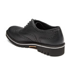 Capo Light Wing-Tip Brogue Oxfords // Black (US: 9)