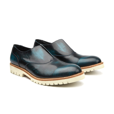 Capo Light Slip-on Oxfords // Iguana + Navy (US: 8)