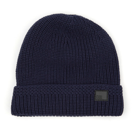 Faux Fur Lined Cable Knit Beanie // Navy