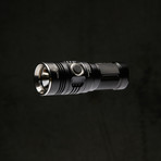 LED Flashlight // C10R // 216 Lumens