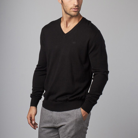 Wool V-Neck Sweater // Black (S)