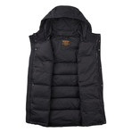 Traverse Vest // True Black (S)