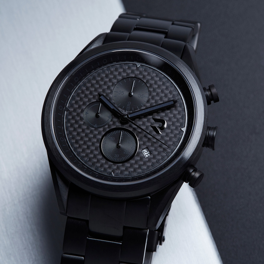 Rival Carbon Watches Touch of Modern