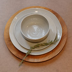 Light Grey Stoneware Swirl Dinnerware