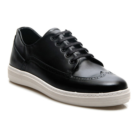 Lucas Sneaker // Black (Euro: 40)