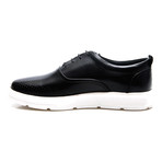 Luke Sneaker // Black (Euro: 42)