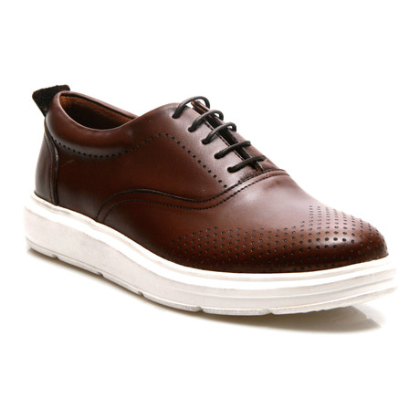 Michael Sneaker // Brown (Euro: 40)