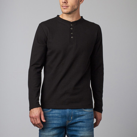 Thermal Henley // Black (S)