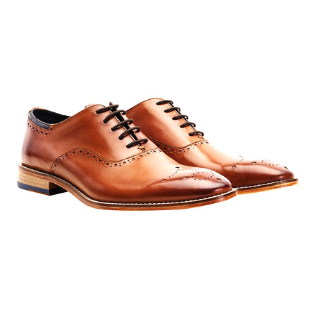 Wiswell Medallion Oxford // Tan (Euro: 40)