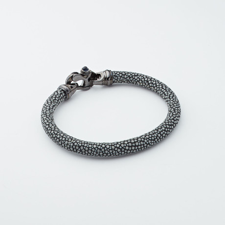 Stingray Bracelet // Gray + Black (Large)