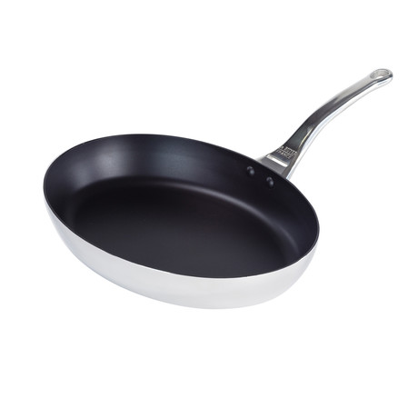Affinity // Non-Stick Oval Frying Pan