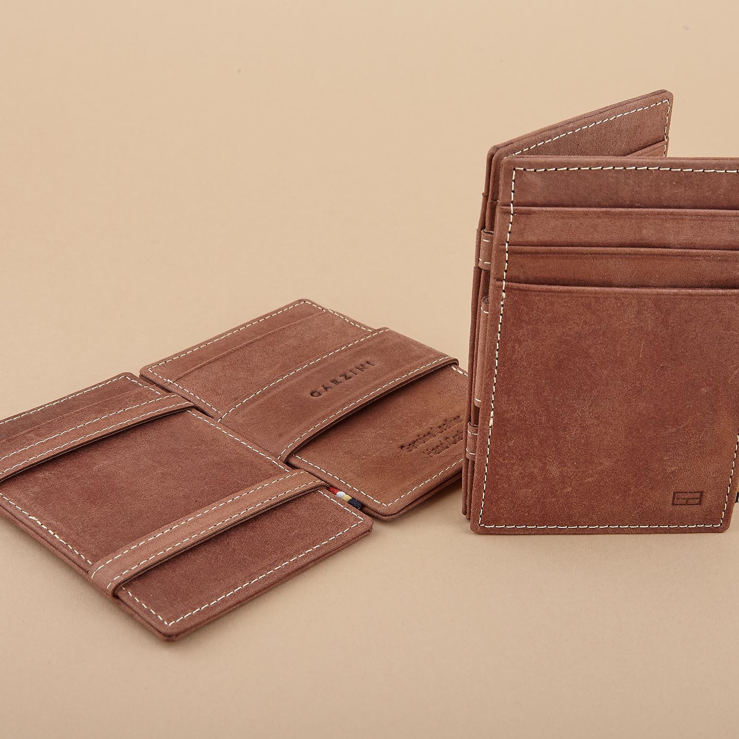 Essenziale RFID Magic Wallet (Brown) - Garzini - Touch of Modern