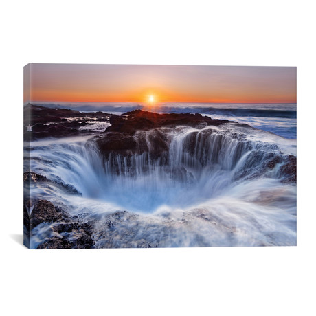 Thor's Well, Cape Perpetua, Siuslaw National Forest, Lincoln // Miles Morgan Canvas Print (18"W x 12"H x 0.75"D)