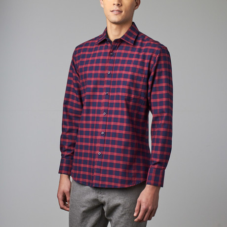 Sage Long-Sleeve Button-Down // Black + Red (XL)