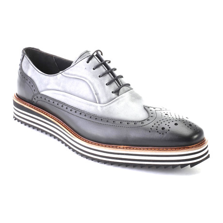 Two-Toned Wingtip Dress Shoe // Black + Grey (Euro: 42)