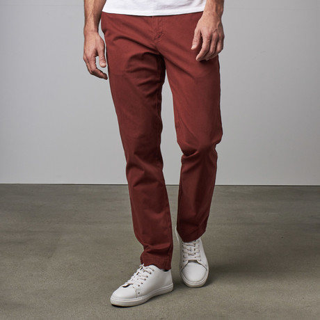 Flat Front Bowie Chino Pant // Burgundy (30WX32L)