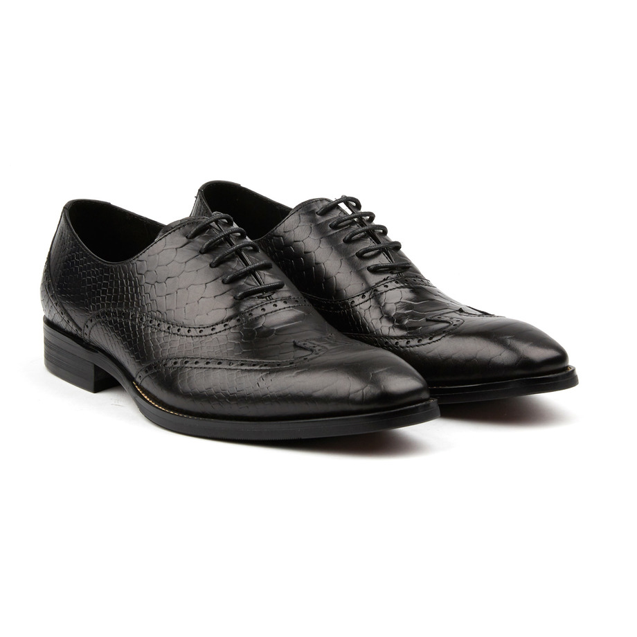 J75 by JUMP - Style-Savvy Leather Shoes - Touch of Modern