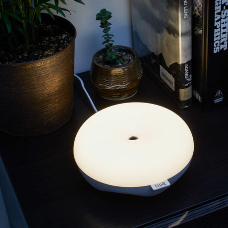 The Luxe Lamp // Gesture-Activated