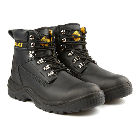 Adam Boot // Black (US: 7)