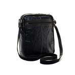 Voyager // Large Crossbody (Black)