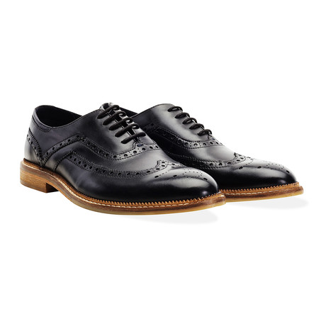 Barley Wing Tip Brogue Oxford // Black (UK: 6)