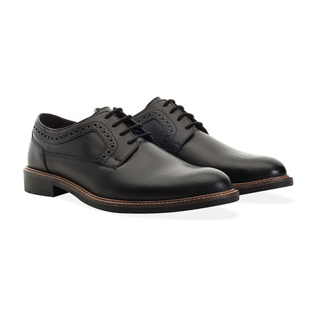 Addison Brogue // Black (UK: 7)