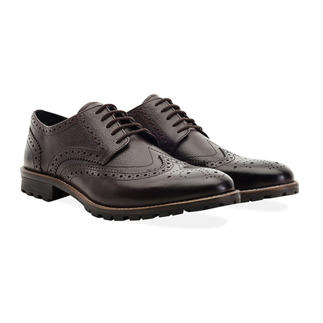 James Brogue // Brown (UK: 7)