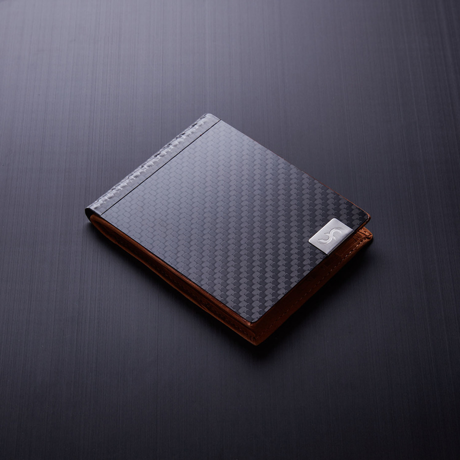 Common Fibers Carbon Fiber + Leather Wallet Touch of Modern