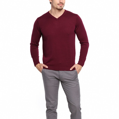 Utku V-Neck Sweater // Plum (S)