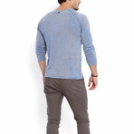 Esra Round Neck Raglan Sweater // Blue (M)