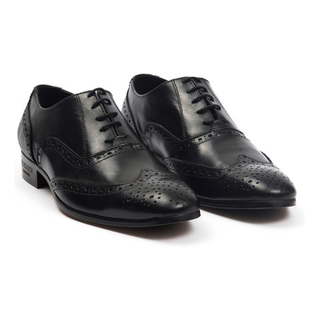 Caserta Wingtip Oxford // Nero (Euro: 39)