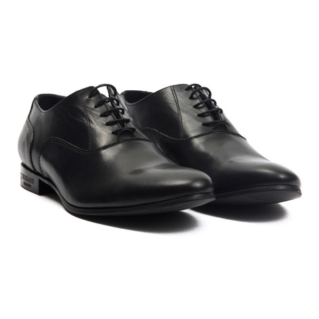 Trussardi // Asola Classic Oxford // Nero (Euro: 39)