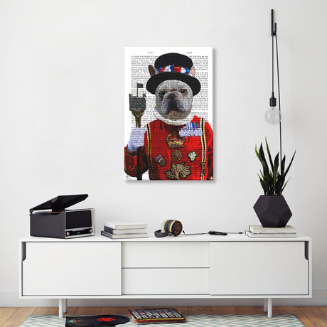 Bulldog Beefeater (18"W x 26"H x 0.75"D)