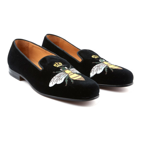 Bryan Queen Bee Velvet Slipper // Black (US: 7)