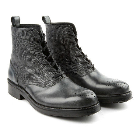 Medallion Toe Boot // Black Grey (US: 7)