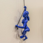Climbing Woman // Position 4 (Blue)