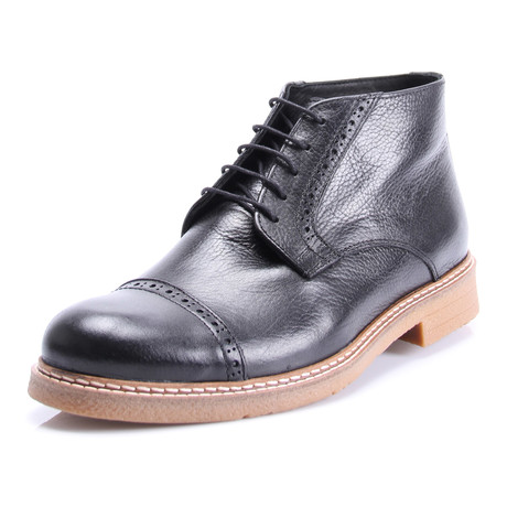 Perforated Captoe Lace-Up Boot // Antique Black (Euro: 39)