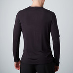 Neighborhood Henley // Onyx (S)