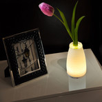 Vase Lamp (White)