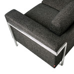 Davenport Bi-Sectional ((DISC) Parliament Stone)