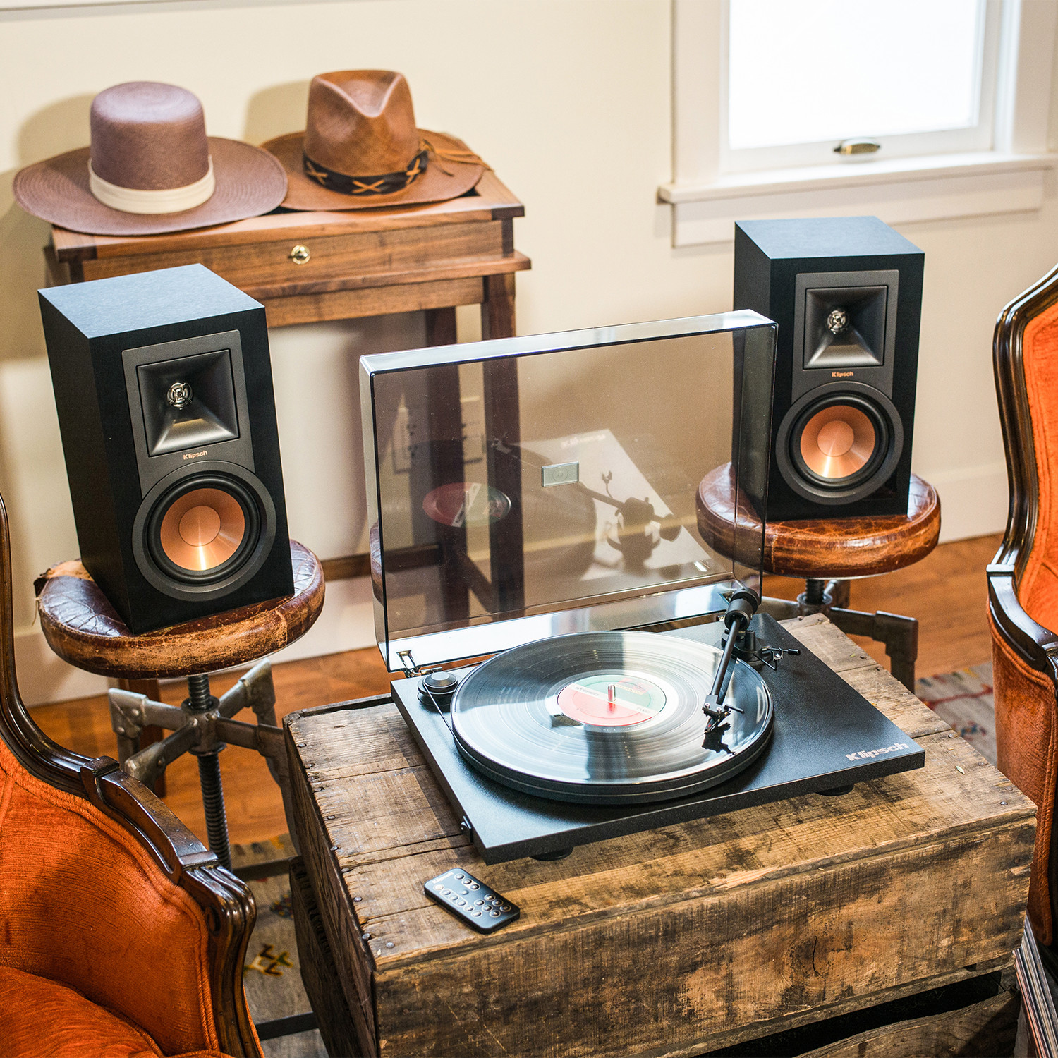 R15PM + ProJect Primary Turntable Bundle Klipsch Touch of Modern