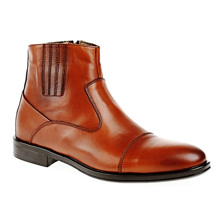 Plain Toe Cap Boot // Tobacco (Euro: 39)