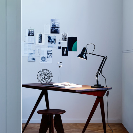 Original 1227 // Mini Desk Lamp (Jet Black)