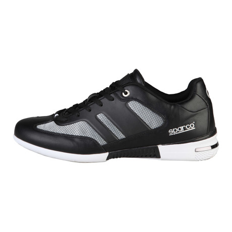 Motegi Low-Top Sneaker // Black (Euro: 40)