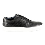 Roma Textured Low-Top Sneaker // Black (Euro: 40)