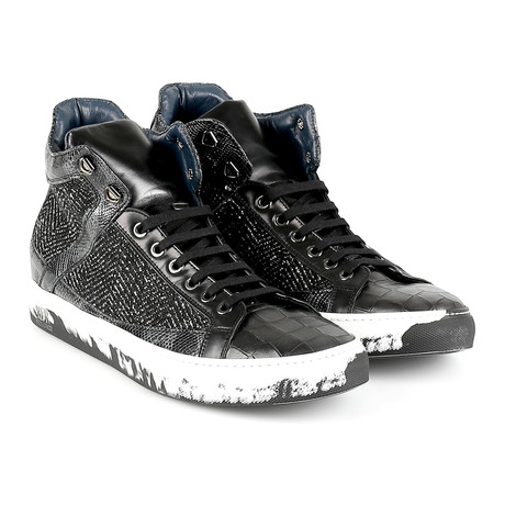 Lecce Textured High-Top Sneaker // Black (Euro: 39)