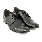 Mixed Hatch Texture Captoe Derby // Black (Size: 40)