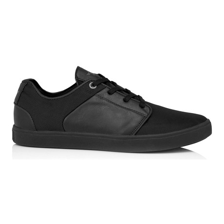 Santos Low-Top Sneaker // Black (US: 7)